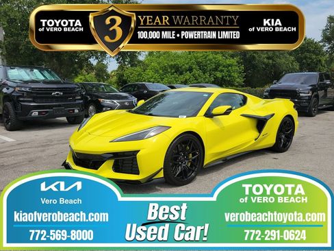 Used 2023 Chevrolet Corvette Z06 w/ Stealth Interior Trim Package RWD image 1