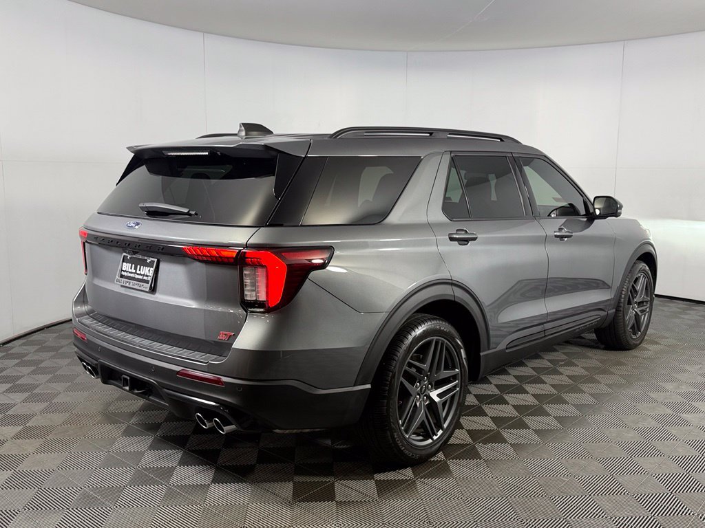 Used 2025 Ford Explorer ST w/ Sun And Sound Package AWD/4WD image 8