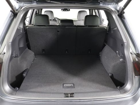 Used 2022 Volkswagen Tiguan SEL R-Line AWD/4WD image 22
