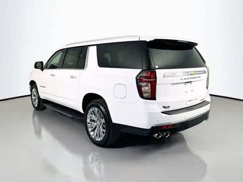 Used 2021 Chevrolet Suburban Premier w/ Premium Package image 5