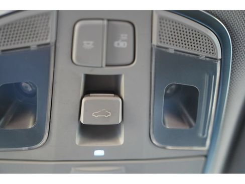 Used 2016 Hyundai Sonata Limited FWD image 25