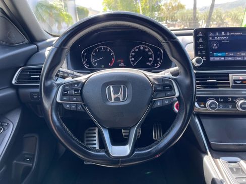 Used 2019 Honda Accord Sport image 11