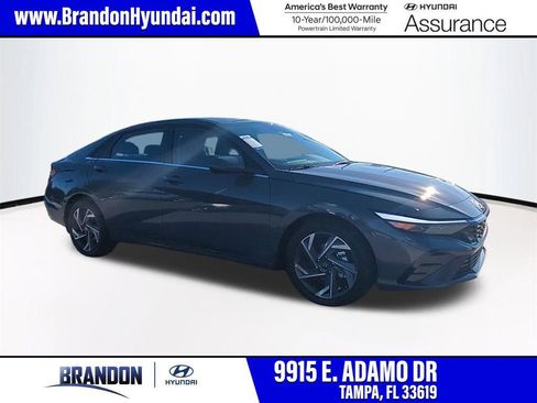 New 2026 Hyundai Elantra Limited FWD image 1