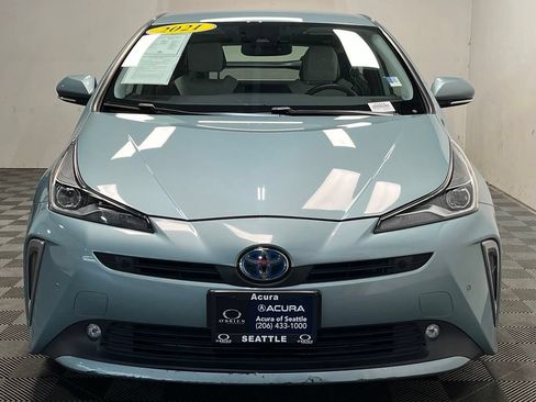 Used 2021 Toyota Prius XLE w/ Carpet Mat Package (TMS) AWD/4WD image 2