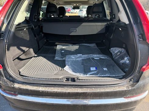 Used 2023 Volvo XC90 B5 Plus w/ Protection Package Premier image 28