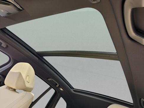 Used 2024 BMW X3 sDrive30i w/ Convenience Package w/ZPA image 18