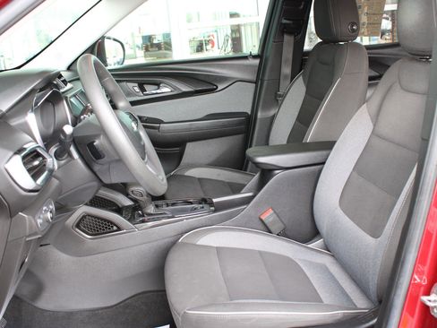 Used 2023 Chevrolet TrailBlazer LT image 15
