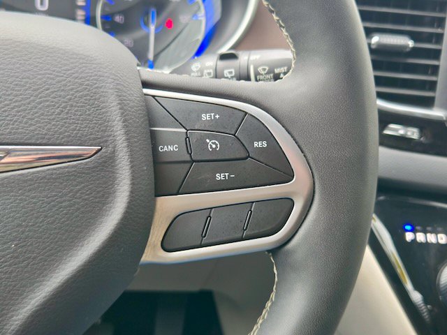 Used 2024 Chrysler Voyager LX FWD image 18