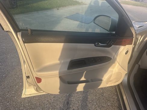 Used 2008 Chevrolet Impala LS image 9