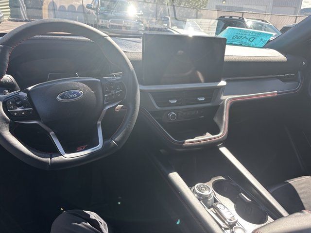 Used 2026 Ford Explorer ST AWD/4WD image 14