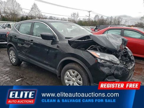 Used 2020 Nissan Rogue Sport S image 8