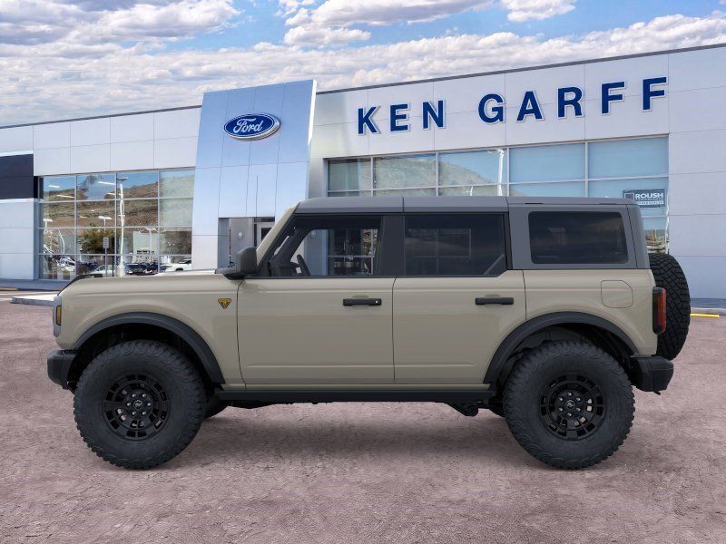 New 2026 Ford Bronco Badlands w/ Sasquatch Package AWD/4WD image 3
