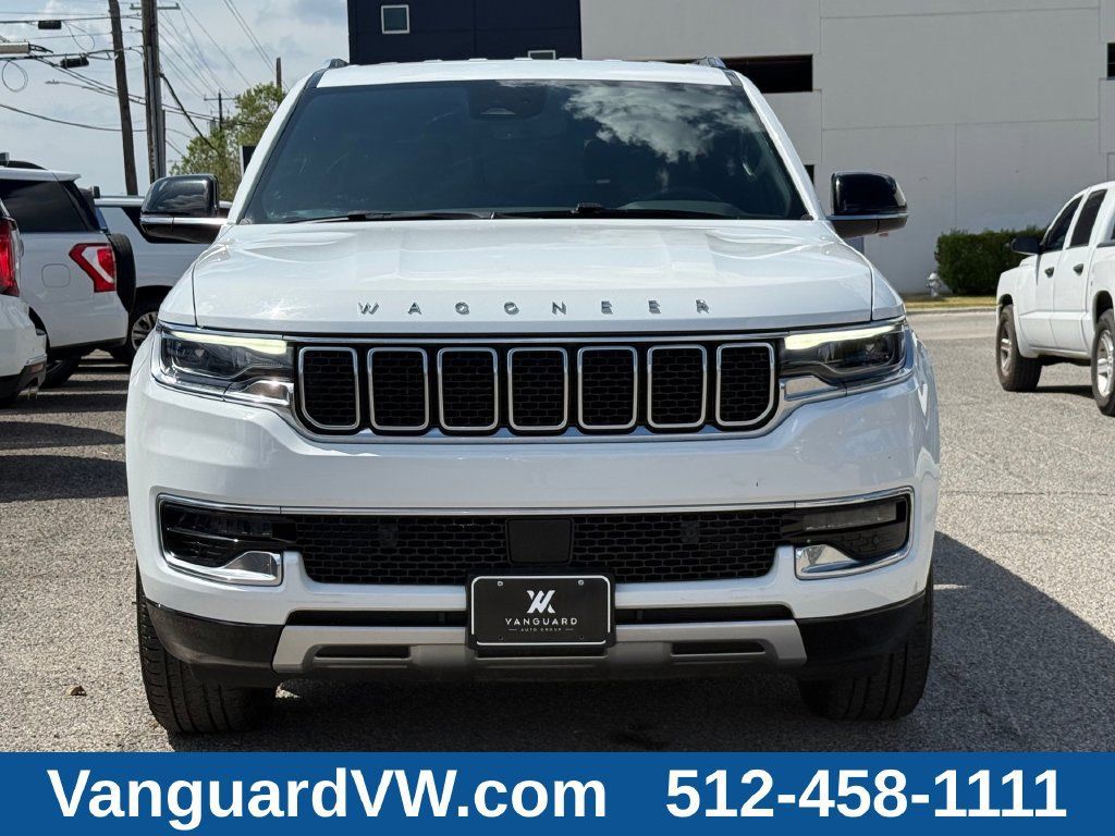 Used 2025 Jeep Wagoneer Series II RWD image 5