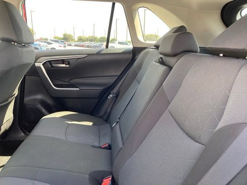 Used 2025 Toyota RAV4 XLE FWD image 11