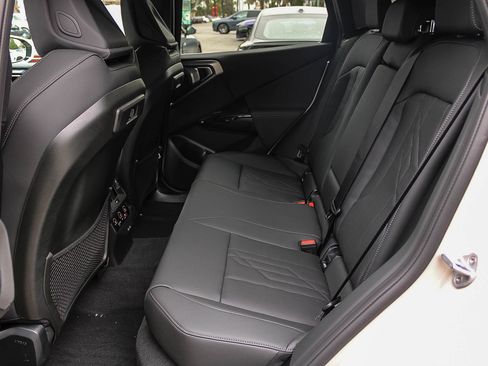 New 2026 BMW X3 xDrive30 w/ Convenience Package AWD/4WD image 18