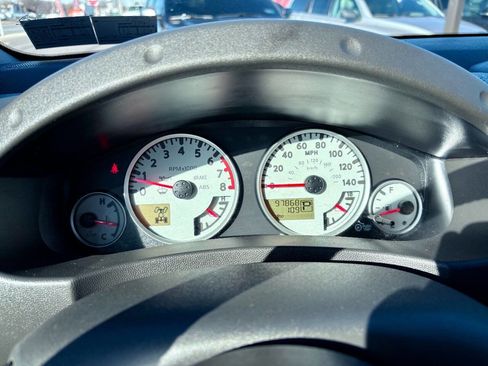 Used 2012 Nissan Frontier PRO-4X w/ Pro-4x Luxury Pkg image 16