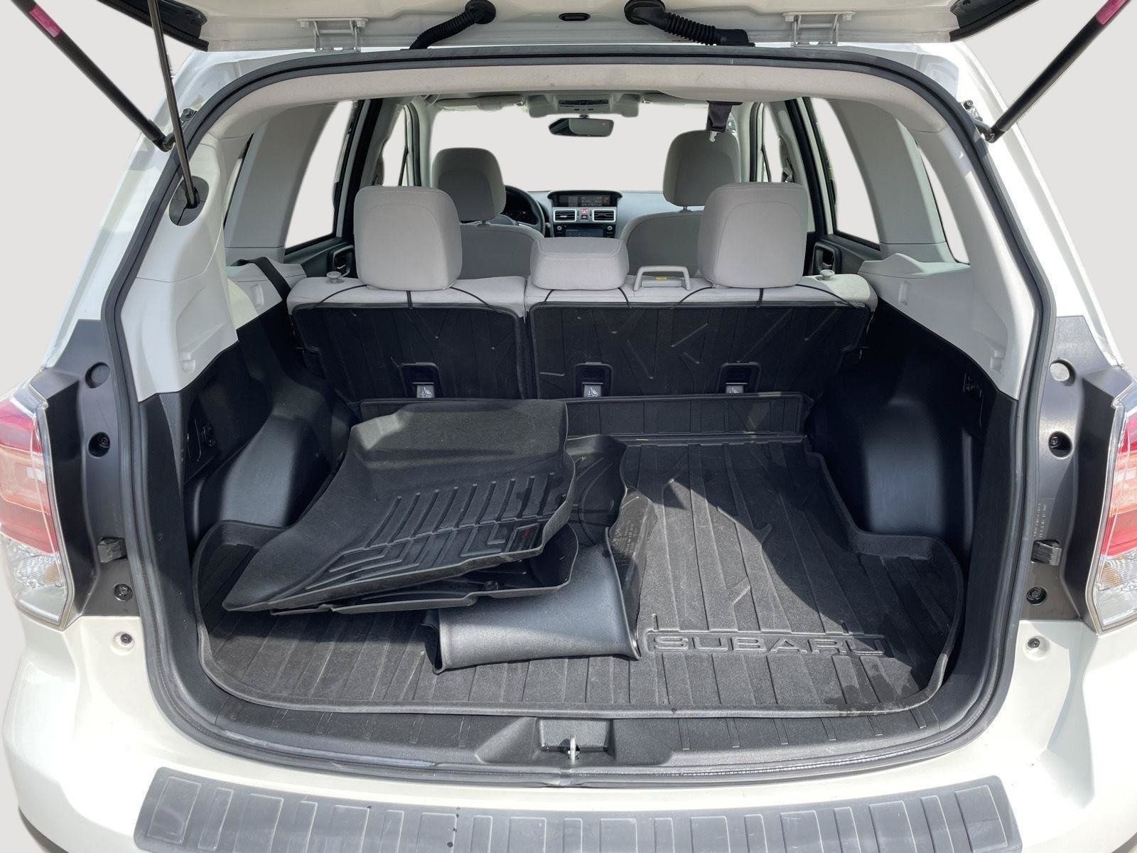Used 2017 Subaru Forester 2.5i Premium AWD/4WD image 7