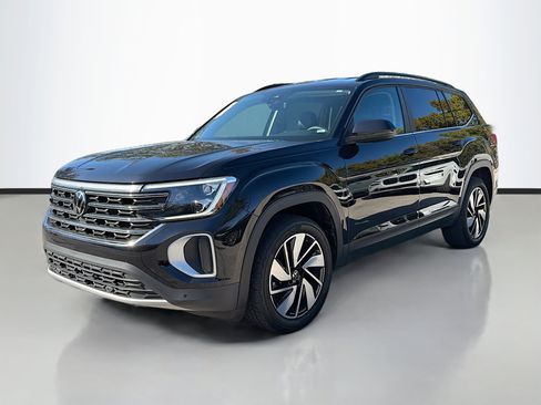 Used 2024 Volkswagen Atlas SE image 7