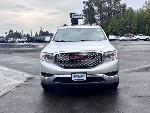 Used 2019 GMC Acadia Denali w/ Technology Package image 2