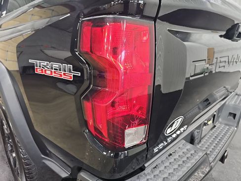 Used 2024 Chevrolet Colorado Trail Boss AWD/4WD image 32