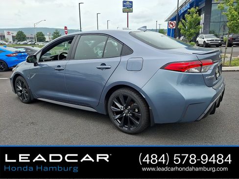 Used 2024 Toyota Corolla SE w/ SE Premium Package FWD image 4