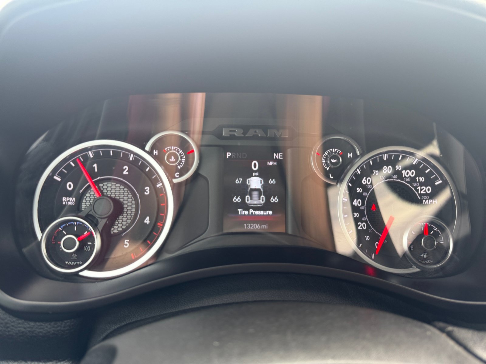 Used 2025 RAM 2500 Big Horn AWD/4WD image 19