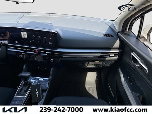 New 2026 Kia Sportage LX image 16