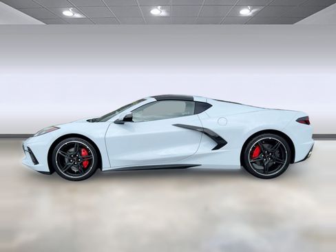 Used 2021 Chevrolet Corvette 3LT image 2