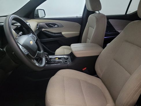 Used 2023 Chevrolet Traverse LS AWD/4WD image 17