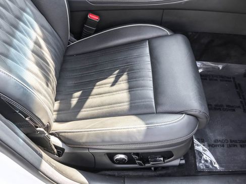 Used 2020 Genesis G90 5.0 Ultimate image 45