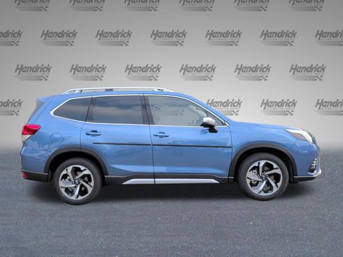 Used 2023 Subaru Forester Touring AWD/4WD image 6
