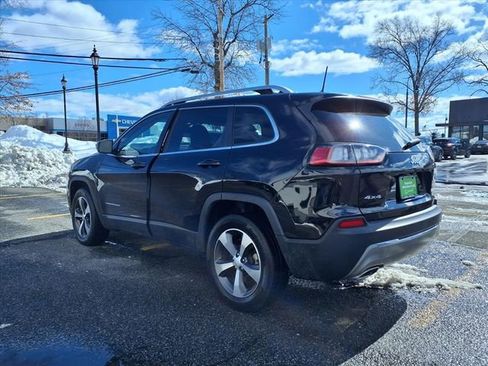 Used 2021 Jeep Cherokee Limited image 5