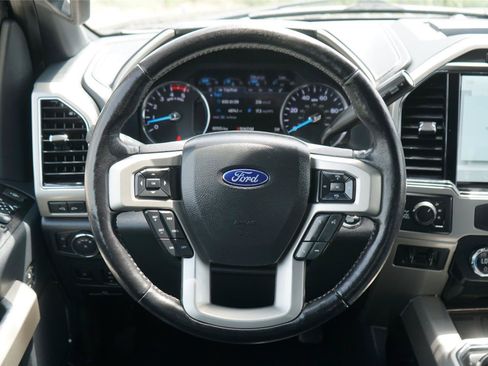 Used 2022 Ford F250 Lariat w/ Lariat Ultimate Package AWD/4WD image 25