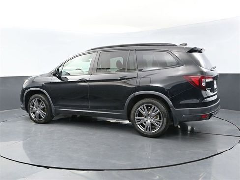 Used 2022 Honda Pilot Sport image 3