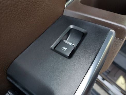 Used 2025 Ford F150 King Ranch w/ FX4 Off-Road Package image 17