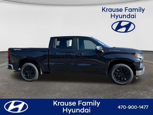 Used 2023 Chevrolet Silverado 1500 LT AWD/4WD image 9