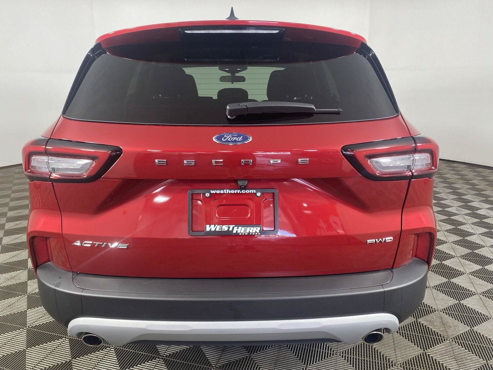 Used 2023 Ford Escape Active AWD/4WD image 6