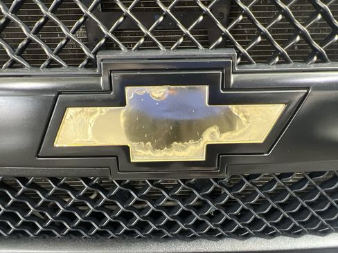 Used 2019 Chevrolet Express 2500 RWD image 26