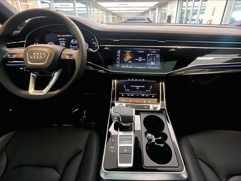 Used 2023 Audi Q7 Premium Plus w/ Premium Plus Package image 16