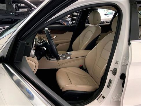 Used 2021 Mercedes-Benz C 300 Sedan image 25