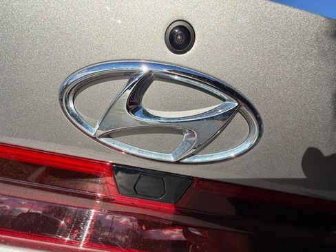 Certified 2023 Hyundai Elantra SEL image 16