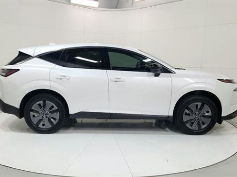 Used 2025 Nissan Murano SL image 9
