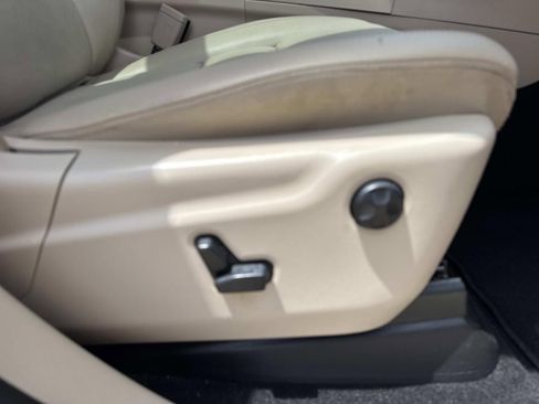 Used 2021 Jeep Grand Cherokee Limited w/ Luxury Group II RWD image 13