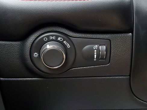 Certified 2025 Dodge Durango R/T AWD/4WD image 37