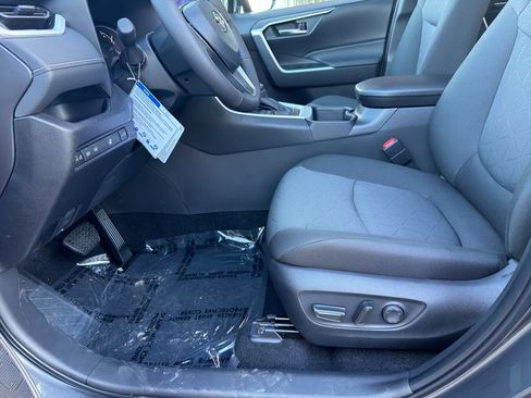 New 2025 Toyota RAV4 XLE w/ Convenience Package image 11