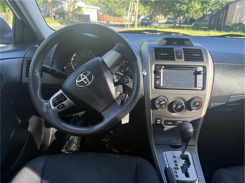 Used 2013 Toyota Corolla S FWD image 10