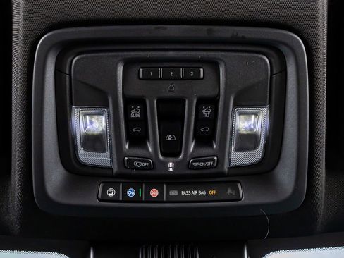 Used 2024 GMC Sierra 2500 AT4 w/ AT4 Premium Plus Package image 25