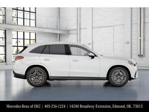 New 2026 Mercedes-Benz GLC 300 4MATIC image 16