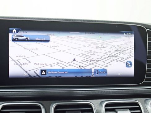 Used 2024 Mercedes-Benz GLS 580 4MATIC image 18