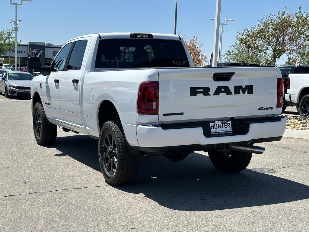 New 2026 RAM 2500 Big Horn AWD/4WD image 4